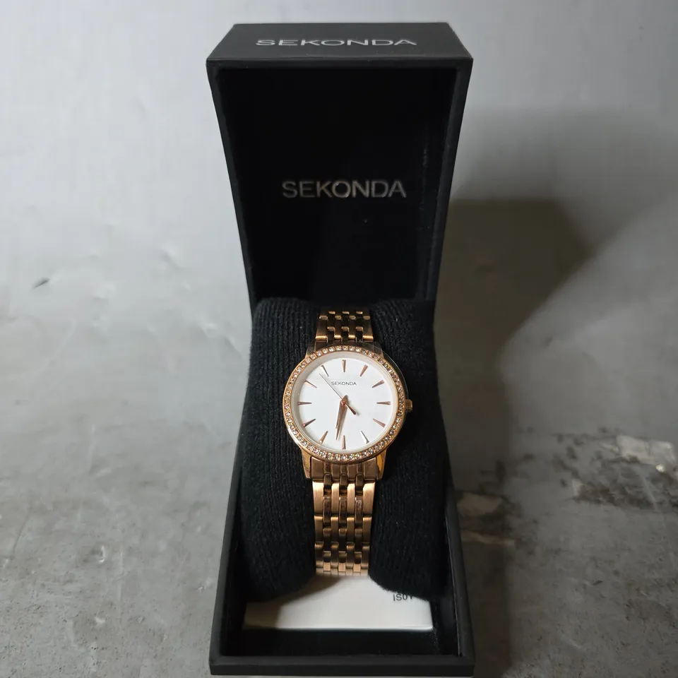 BOXED SEKONDA ROSE GOLD WHITE DIAL WATCH