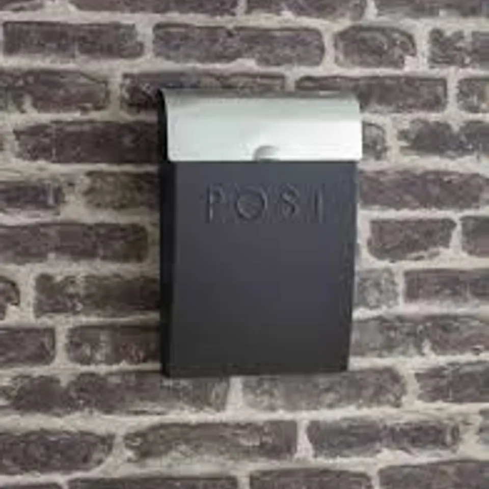BOXED CLASSIC POST BOX WITH LOCK CARBON 