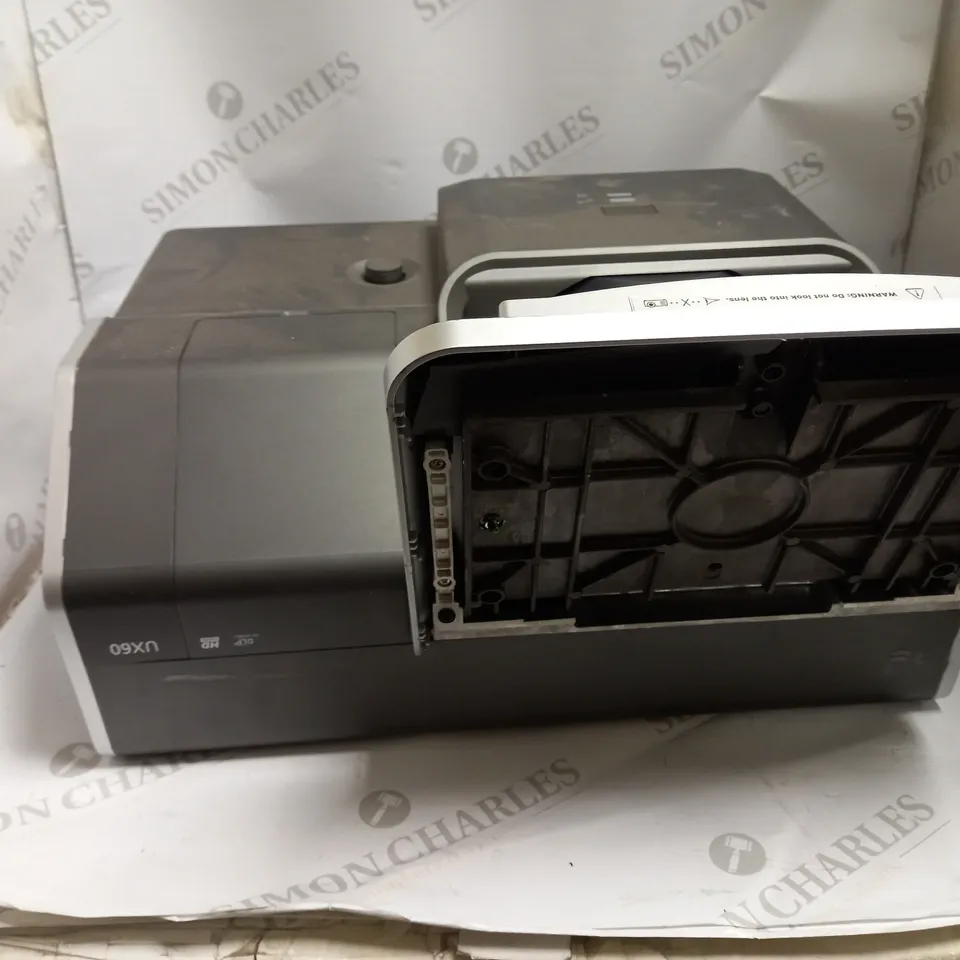 SMART UX60 PROJECTOR