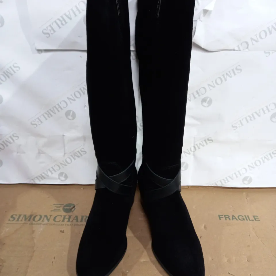 EASTON- BLACK SUEDE LEATHER BOOTS SIZE 7