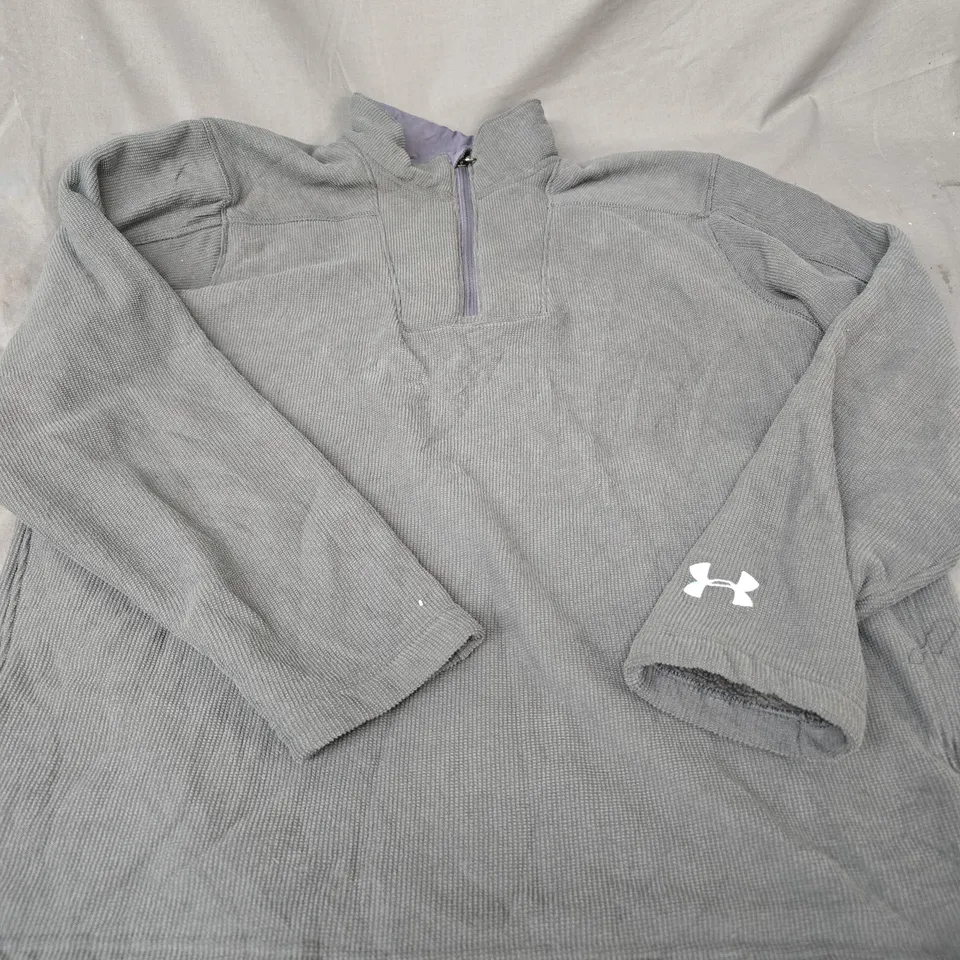 UNDER ARMOUR 1/4 ZIP FLEECE - SIZE L