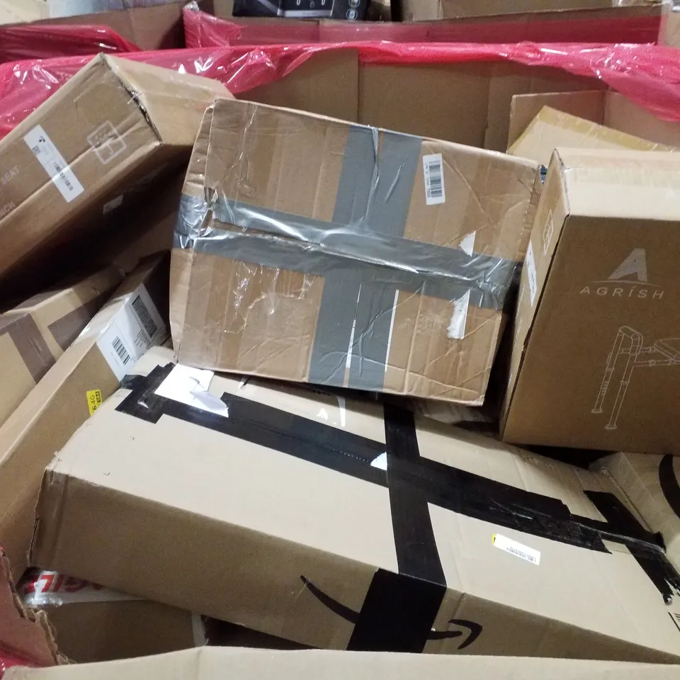 PALLET CONTAINING ASSORTED PRODUCTS INCLUDING HEATED THROW, RAISED TOILET SEAT, COMPUTER DESK & HOT WHEELS ACTION REBOUND RACEWAY SET