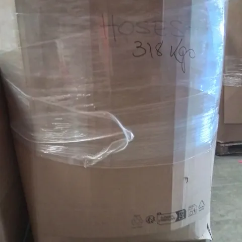 PALLET CONTAINING A LARGE QUANTITY OF HOSES