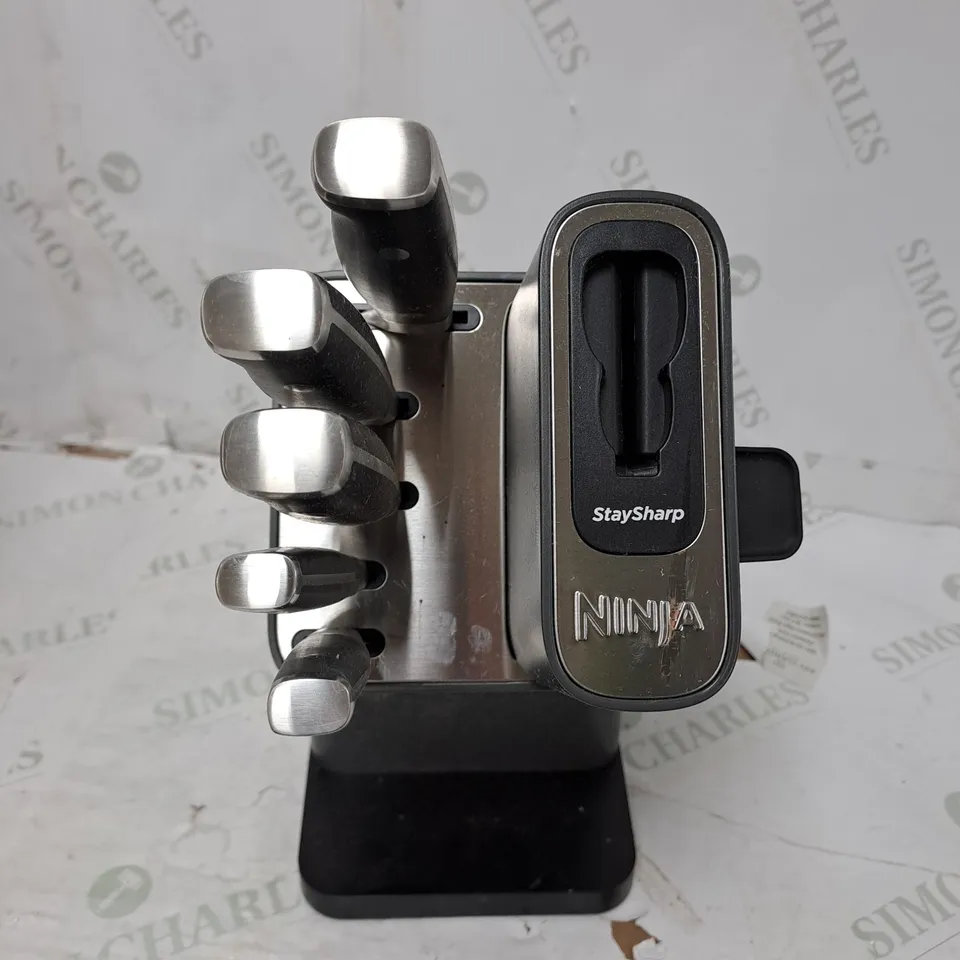 NINJA FOODI STAYSHARP KNIFE BLOCK WITH INTEGRATED SHARPENER K32005UK - COLLECTION ONLY