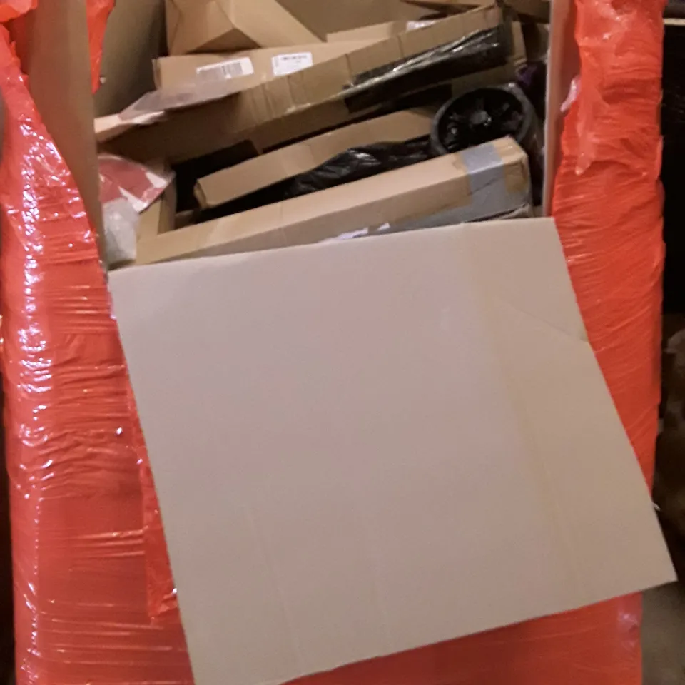 PALLET OF ASSORTED PRODUCTS TO INCLUDE; CLEAR PLASTIC DRAWER ORGANISER 3 PIECE- EMPTY CLEAR GLASS PUMP BOTTLES - YELLOW BEESWAX PELLETS ECT