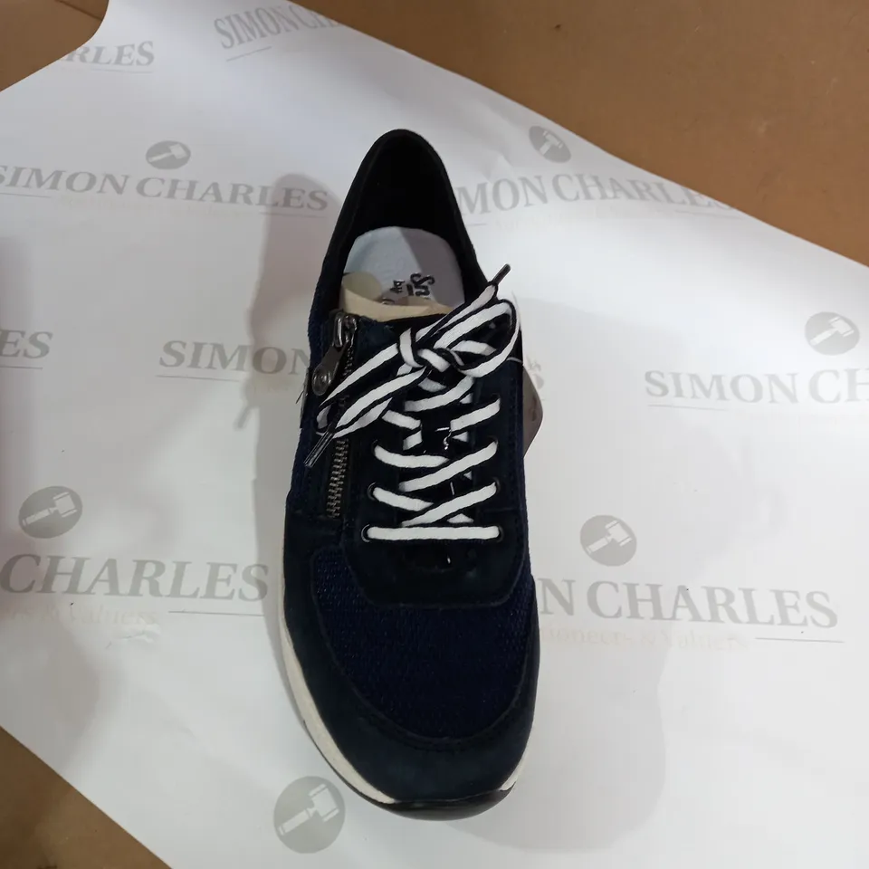 RIEKER NAVY SHOES SIZE 6 