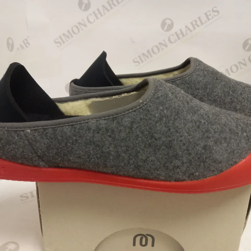 MAHABIS HOME CLASSIC RED/GREY SLIPPER UK 8.5/9 