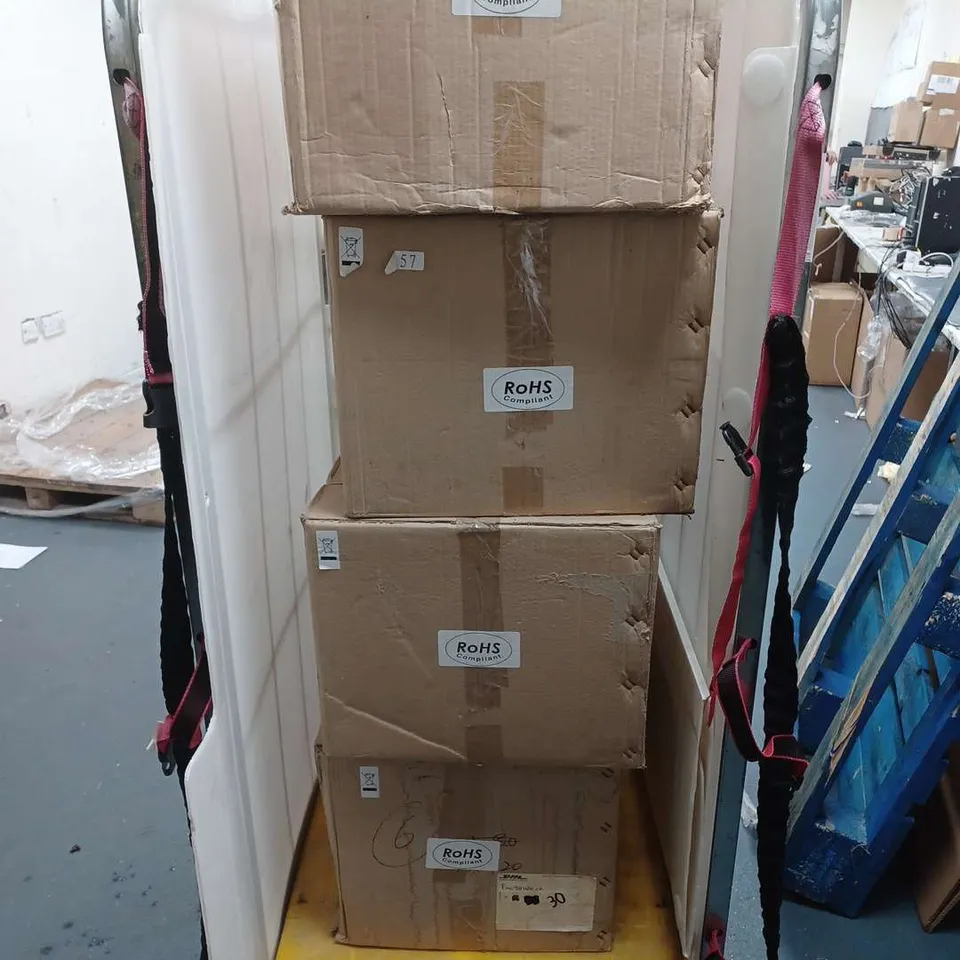 LOT CONTAINING APPROXIMATELY 24 EMCOLITE SILVER FLUSH WALL MOUNTED LIGHTS  