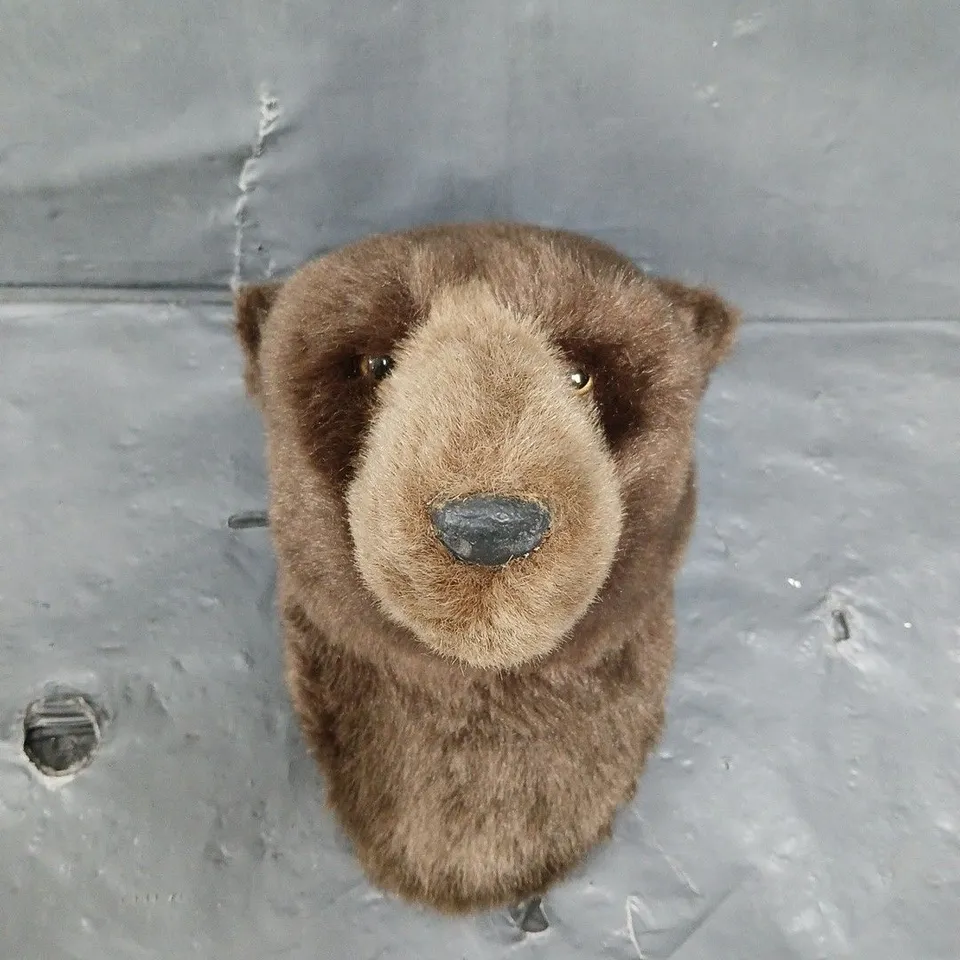 GISELA GRAHAM WALL MOUNTABLE BROWN BEAR HEAD