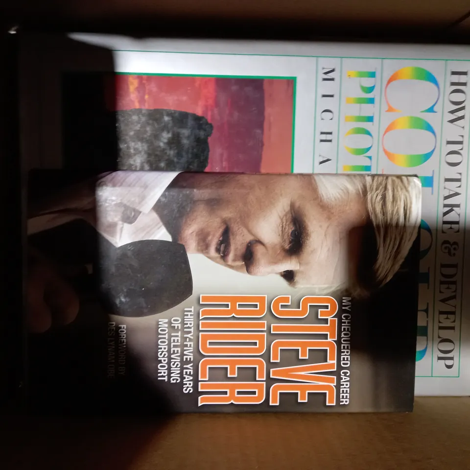 BOX OF APPROXIMATELY 5 ASSORTED BOOKS TO INCLUDE BEHIND THE SCENES AT DOWNTOWN ABBEY, TONY BLAIR A JOURNEY, SANTA MONTEFIORE THE LAST SECRET OF THE DEVERILLS, ETC