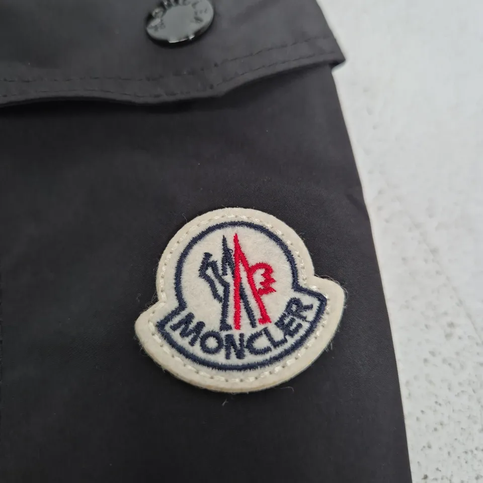 MONCLER HOODED SHELL JACKET – BLACK/CHARCOAL - SIZE M