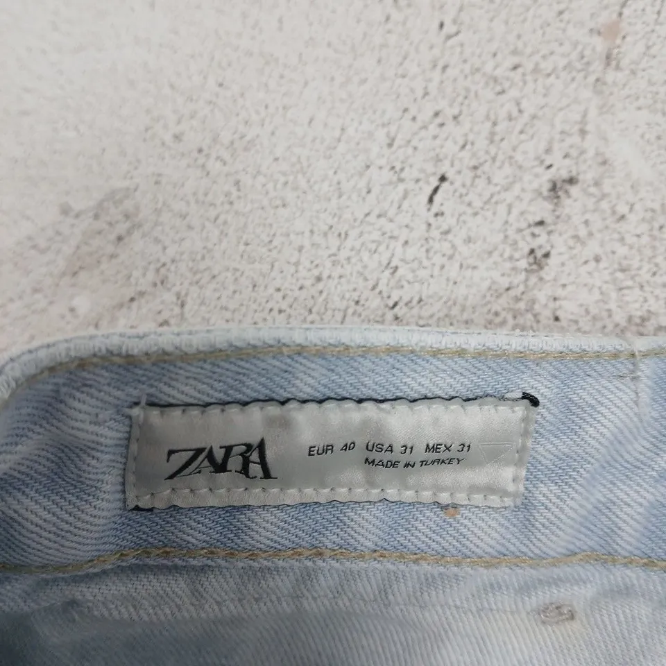 ZARA JEANS – LIGHT-WASH DENIM, UK 12 (EU 40, US 31) MADE IN TURKEY