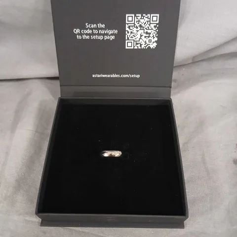 ASTARI WEARABLE RING IN PRESENTATION BOX