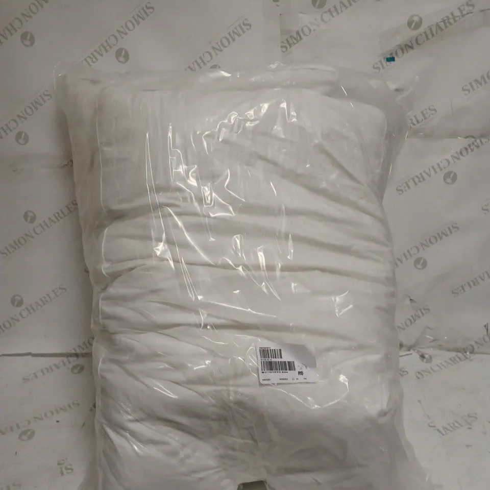 NORTHERN NIGHTS SET OF PUR FEATHER PILLOWS WITH GUSSET (MEDIUM)