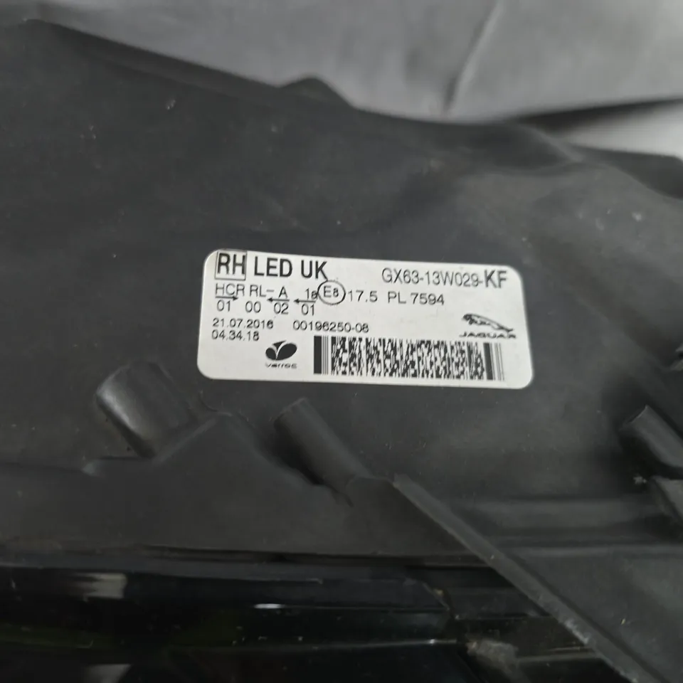 JAGUAR RIGHT-HAND LED HEADLIGHT UNIT – UK FULL LED