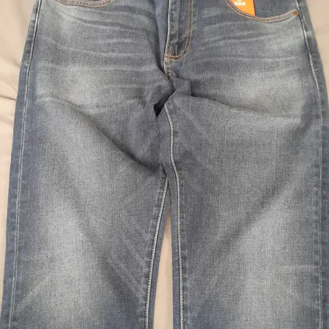 SUPERDRY JEANS IN BLUE SIZE 32X30