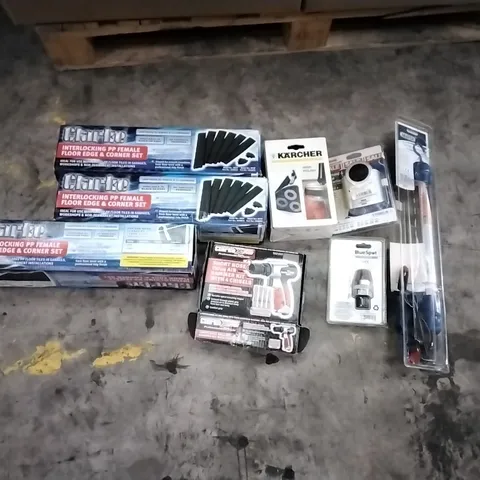 BOXED CONTAINS ASSORTED TOOLS/EQUIPMENT INCLUDING: INTERLOCKING FLOOR EDGE & CORNER SETS, SHORT NOSE 150MM AIR HAMMER KIT, 12V DC INSPECTOR LIGHT, DRIVE IMPACT STUD EXTRACTOR ECT