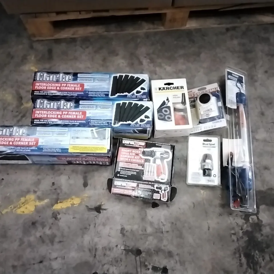 BOXED CONTAINS ASSORTED TOOLS/EQUIPMENT INCLUDING: INTERLOCKING FLOOR EDGE & CORNER SETS, SHORT NOSE 150MM AIR HAMMER KIT, 12V DC INSPECTOR LIGHT, DRIVE IMPACT STUD EXTRACTOR ECT