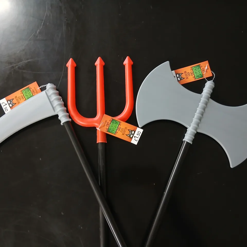 PALLET OF APPROXIMATELY 288 ASSORTED HORROR EMPORIUM KIDS WEAPONS– PLASTIC TOY WEAPONS