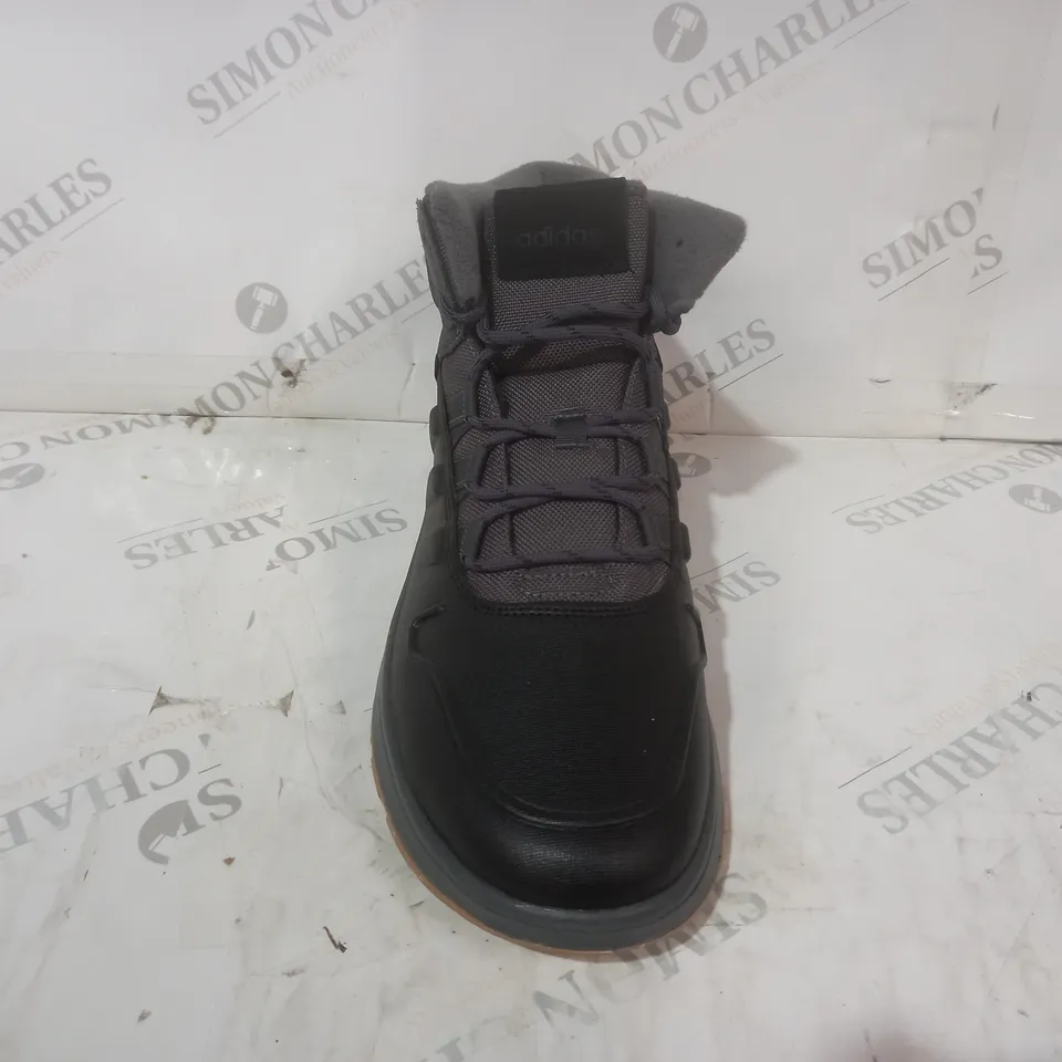 PAIR OF ADIDAS FUSION STORM SHOES IN BLACK/GREY UK SIZE 10