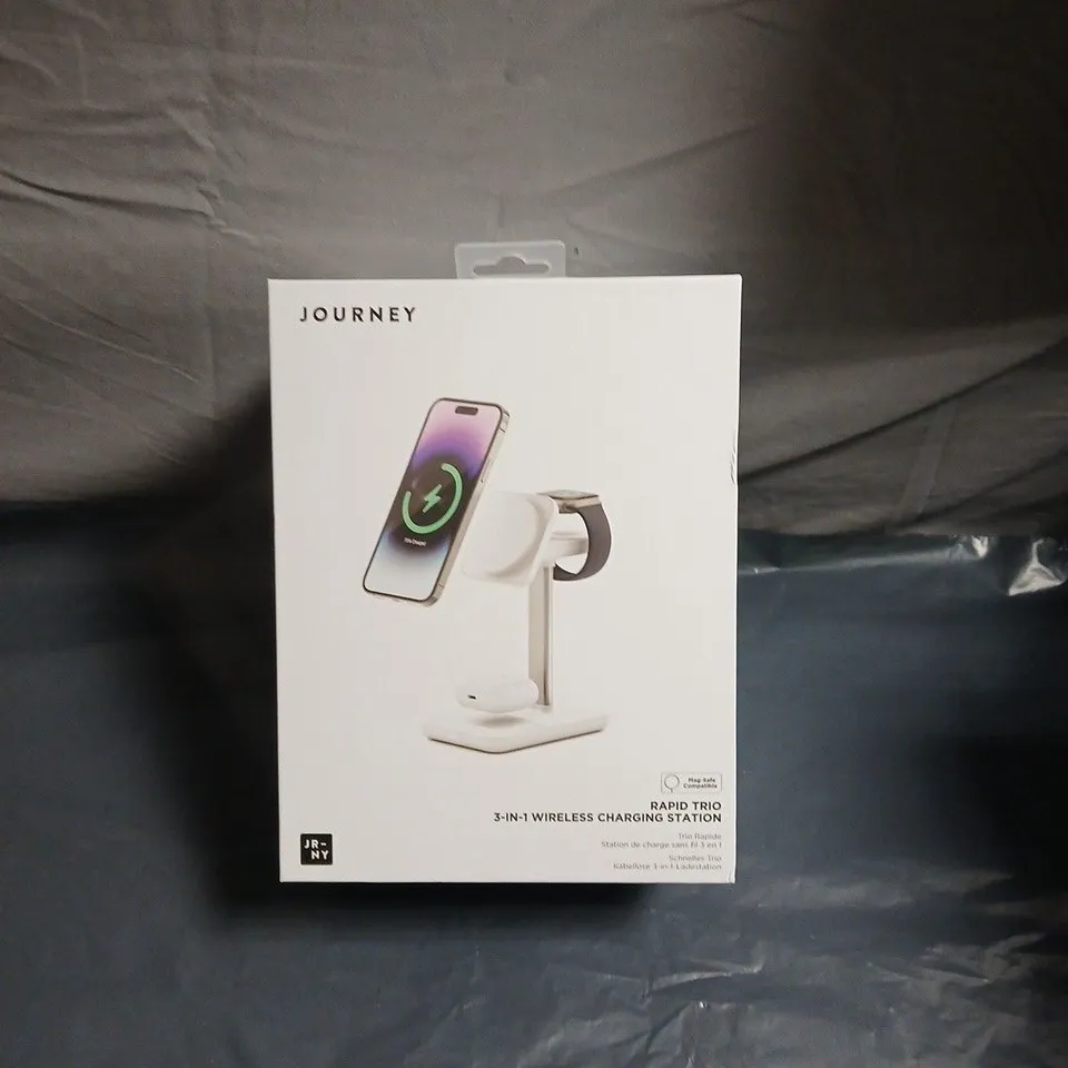 JOURNEY 3-IN-1 WIRELESS CHARGING STATION – RAPID TRIO (BOXED)