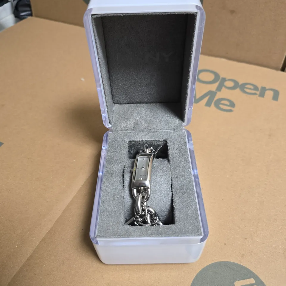 BOXED DKNY STAINLESS STEEL CHAIN DETAIL LADIES WATCH