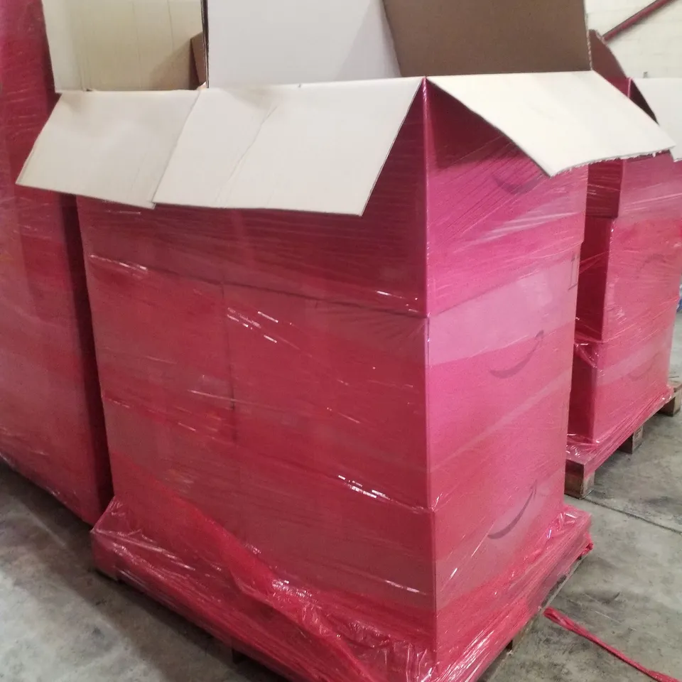 PALLET CONTAINING VARIOUS ASSORTED BOXED HOUSEHOLD ITEMS TO INCLUDE: MULTIPURPOSE SCISSORS, DOG SLEEPING BAG, NOTEBOOKS, HOODIE, BABY OAT BISCUITS AND LOTS MORE UNMARKED BOXED ITEMS 