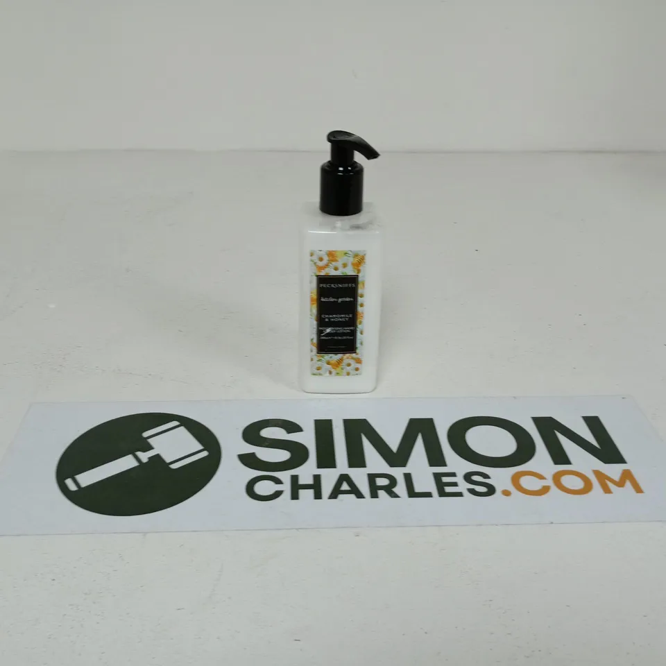PECKSNIFFS KITCHEN GARDEN CHAMOMILE & HONEY HAND & BODY LOTION, 300ML (PUMP BOTTLE)