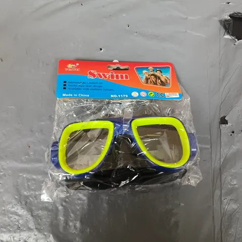 APPROXIMATELY 25 WENFEI INTERMEDIATE SWIMMING GOGGLES 