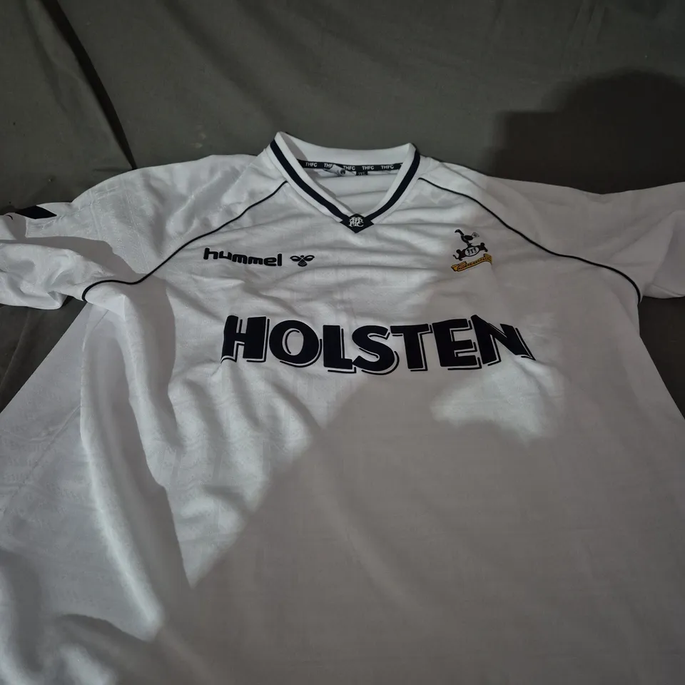 TOTTENHAM HOPSPUR FOOTBALL TOP IN WHITE - 2XL