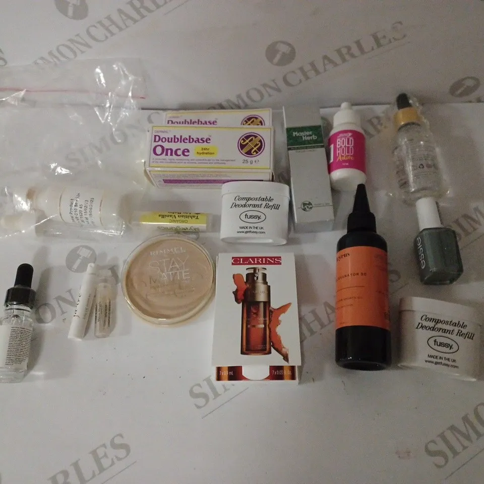 LOT OF 15 ASSORTED HEALTH AND BEAUTY ITEMS TO INCLUDE DEODERANT, SKIN CREAM, NAIL POLISH ETC