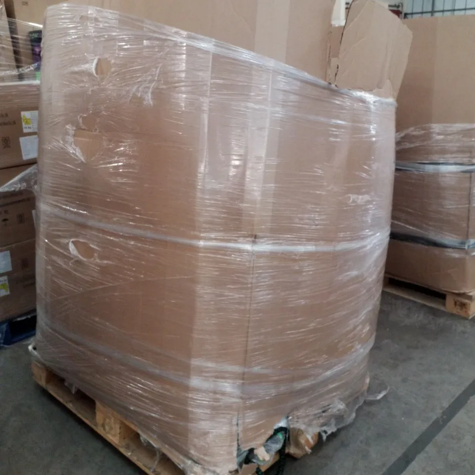 PALLET OF ASSORTED GARDEN HOSES 