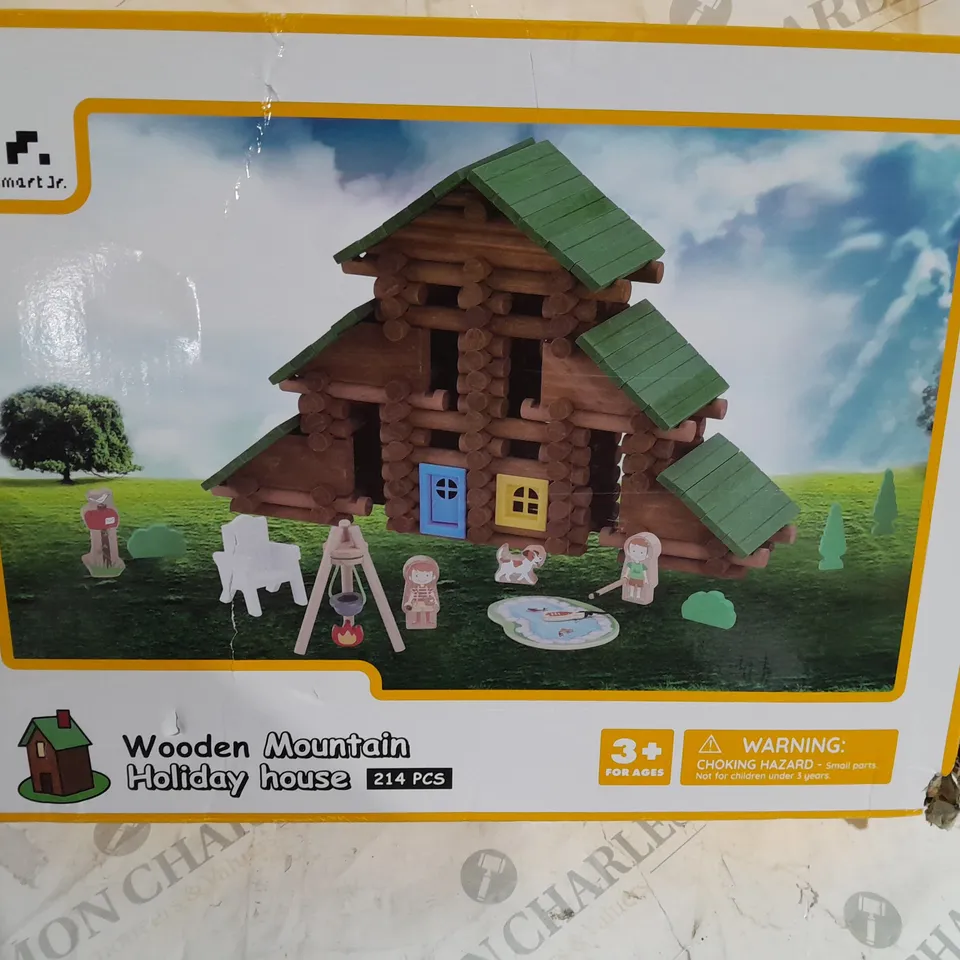 BOXED WOODEN MOUNTAIN HOLIDAY HOUSE 