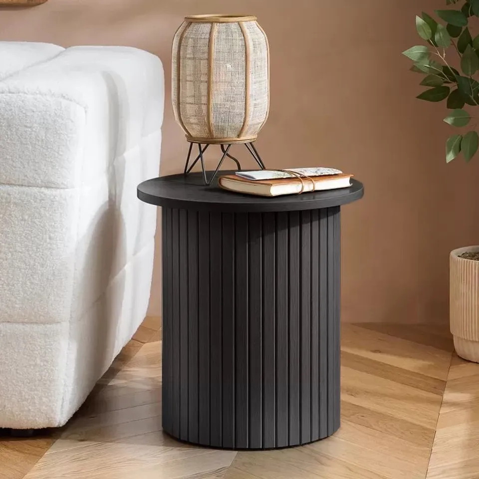 BOXED AXEL FLUTED SIDE TABLE – BLACK