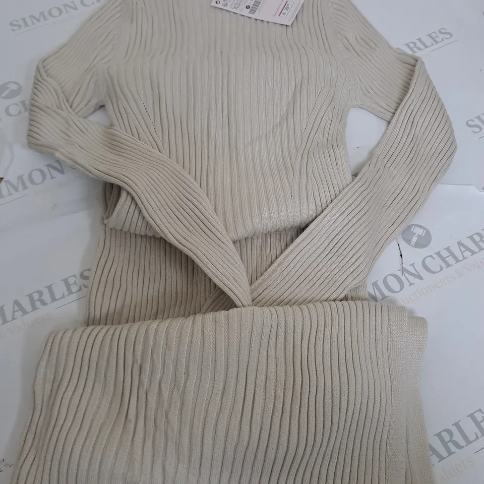 STRADIVARUIS BEIGE LONG DRESS SIZE XS