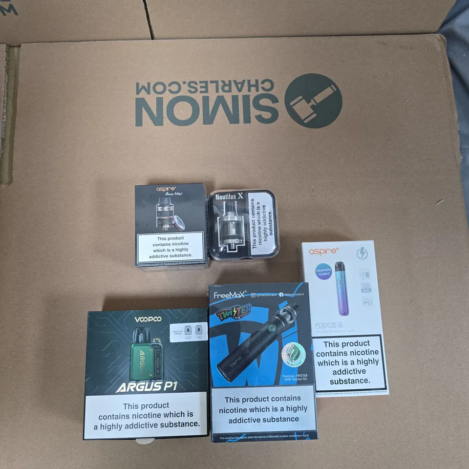 BOX OF APPROXIMATELY 30 ASSORTED E-CIGARETTES AND ACCOMPANIMENTS TO INCLUDE: VARIOUS ASPIRE ITEMS 