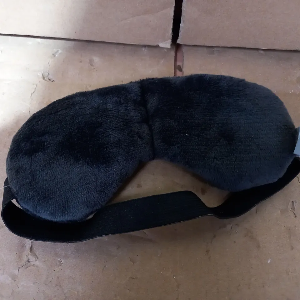 LOT OF 3 EYE MASKS - BLACK