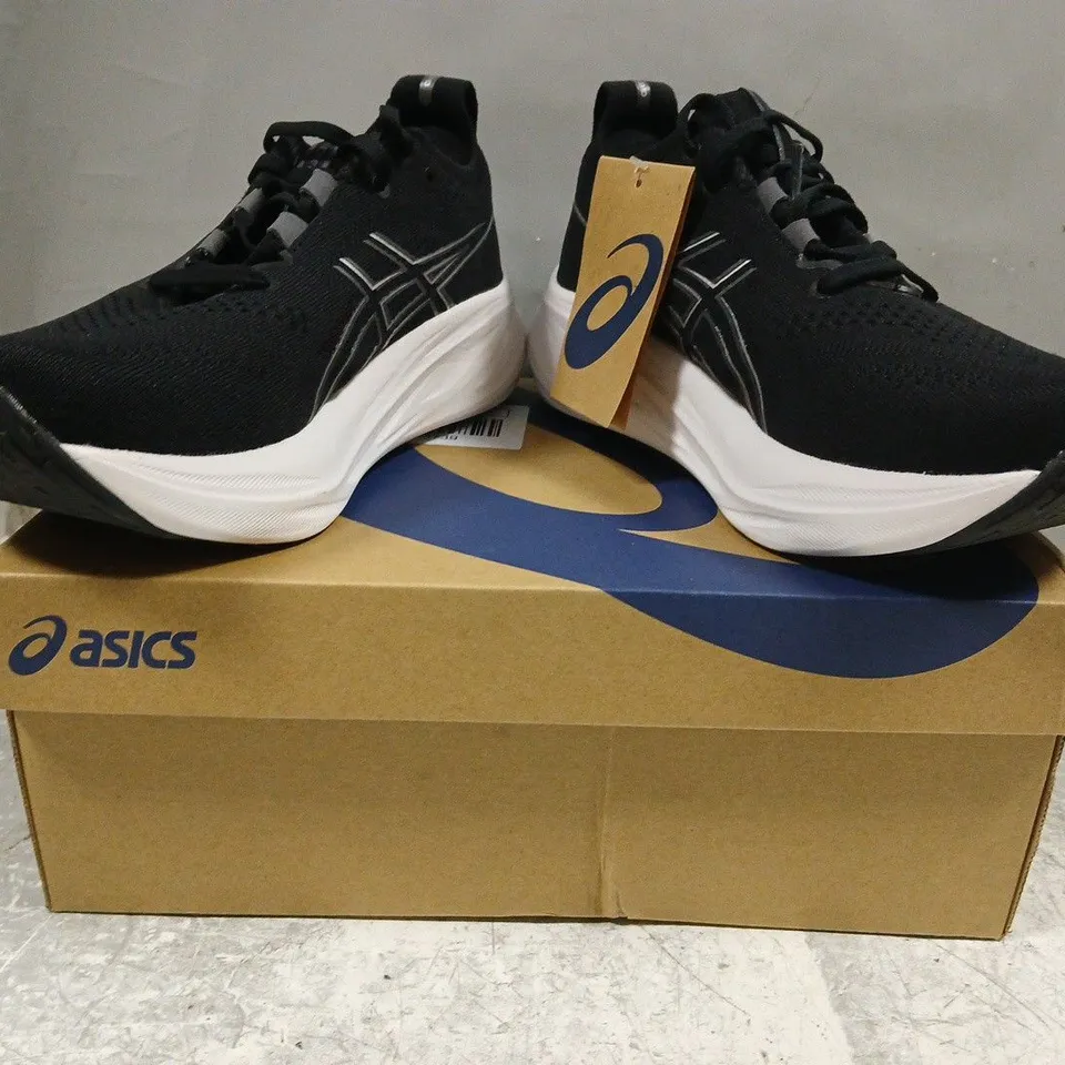BOXED PAIR OF ASICS GEL-NIMBUS 26 WOMEN'S TRAINERS IN BLACK SIZE UK 6