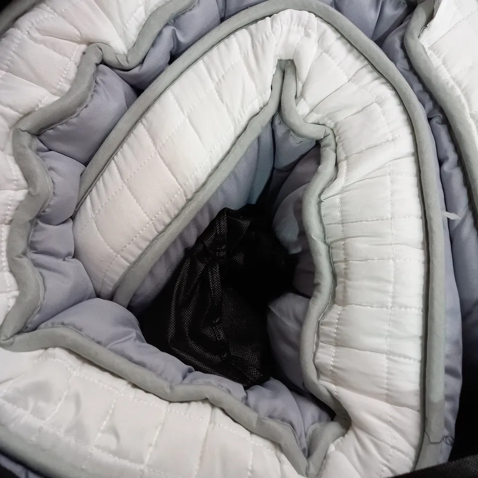BAGGED ROLLED DESIGNER GREY/WHITE SINGLE MATTRESS