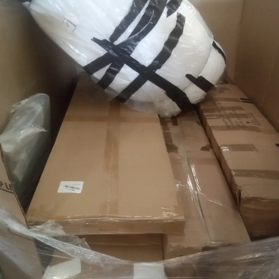 PALLET OF ASSORTED ITEMS INCLUDING CLOTHES RACK, ASSORTED TOWEL RAILS, DOKIO SOLAR PANEL, 4 STEP LADDER, CAMPING CHAIR