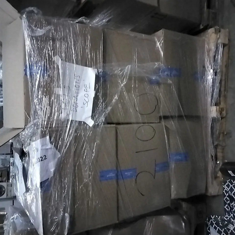 PALLET OF ASSORTED ITEMS INCLUDING MERRIMEN BUBBLE WRAP ROLL, APTAMIL FOLLOW ON 12 PACK, VINYL TRANSFER TAPE, SEA TEAM BLUE LATTICE BAG, BEATS PILL CASE