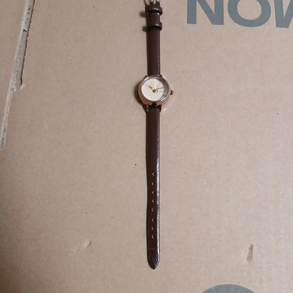 ADSBIAOYE LADIES WRISTWATCH WITH BROWN LEATHER STRAP – GOLD-TONE CASE