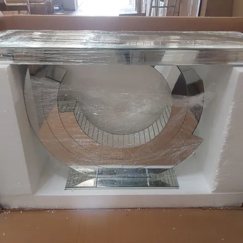 BOXED HOMESDIRECT365 MIRRORED CONSOLE TABLE