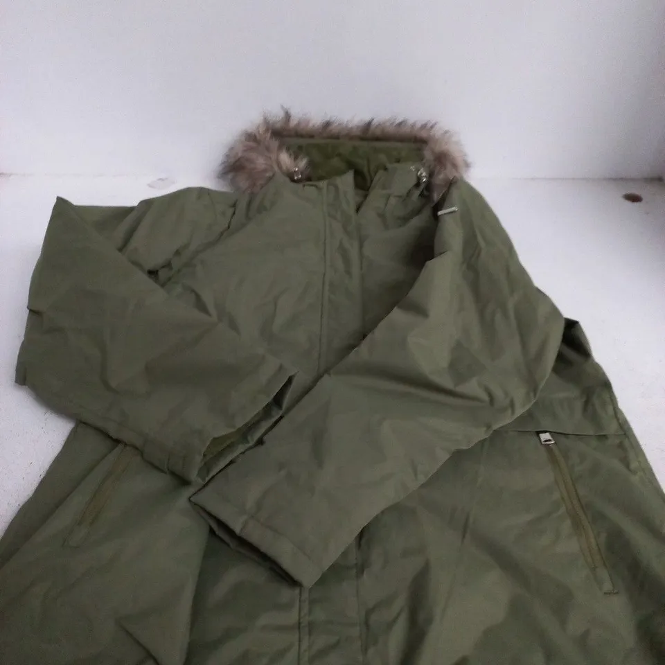 REGATTA GREAT OUTDOORS OLIVE PARKA WITH FAUX FUR HOOD – UK 18