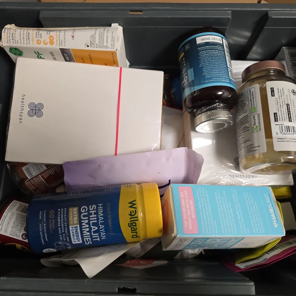 APPROXIMATELY 15 ASSORTED VITAMIN/HEALTH AID PRODUCTS TO INCLUDE TRIP MINDFUL BLEND MAGNESIUM, NUTRITION GEEKS TURMERIC, NUTRAVITA OMEGA 3, ETC - COLLECTION ONLY