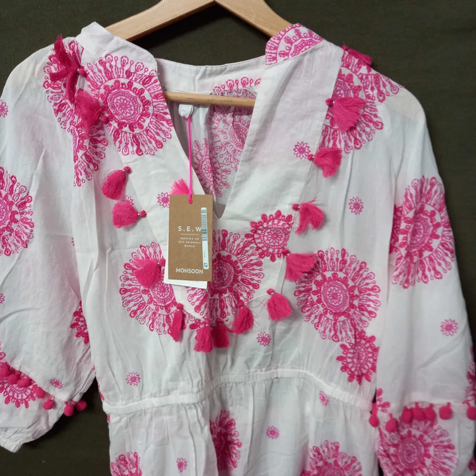 MONSOON BEACH EMBROIDED DESIGN MID SLEEVE DRESS PINK/WHITE - MEDIUM