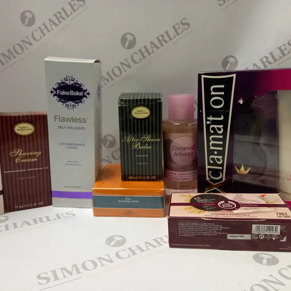 BOX OF APPROX 10 ASSORTED BEAUTY PRODUCTS TO INCLUDE FAKEBAKE SELF-TAN LIQUID, HERMES D'ORANGE VERTE MOISTURISING BALM, EXCLAMATION GIFT SET, ETC 