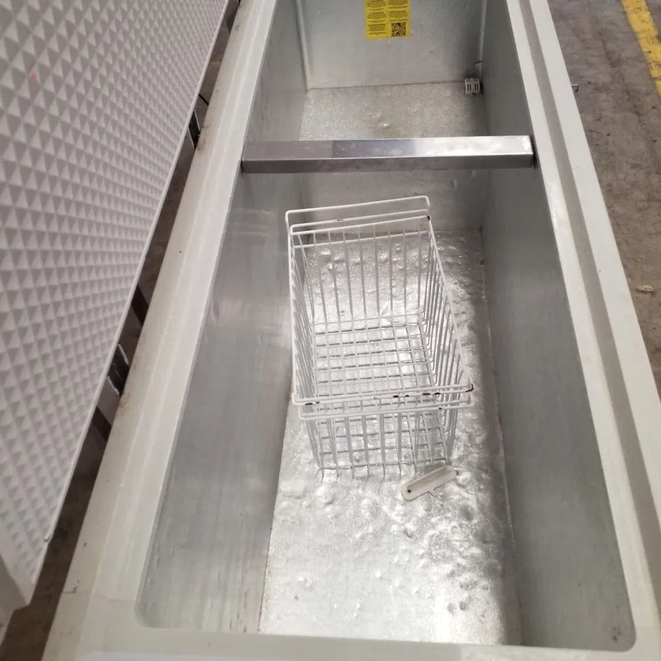 POLAR CM531 CHEST FREEZER