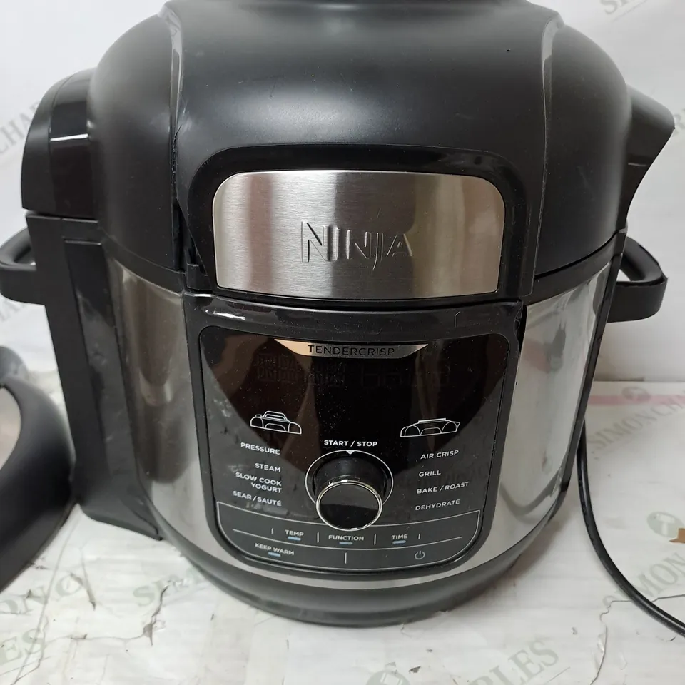 BOXED NINJA FOODI MAX MULTI- COOKER 