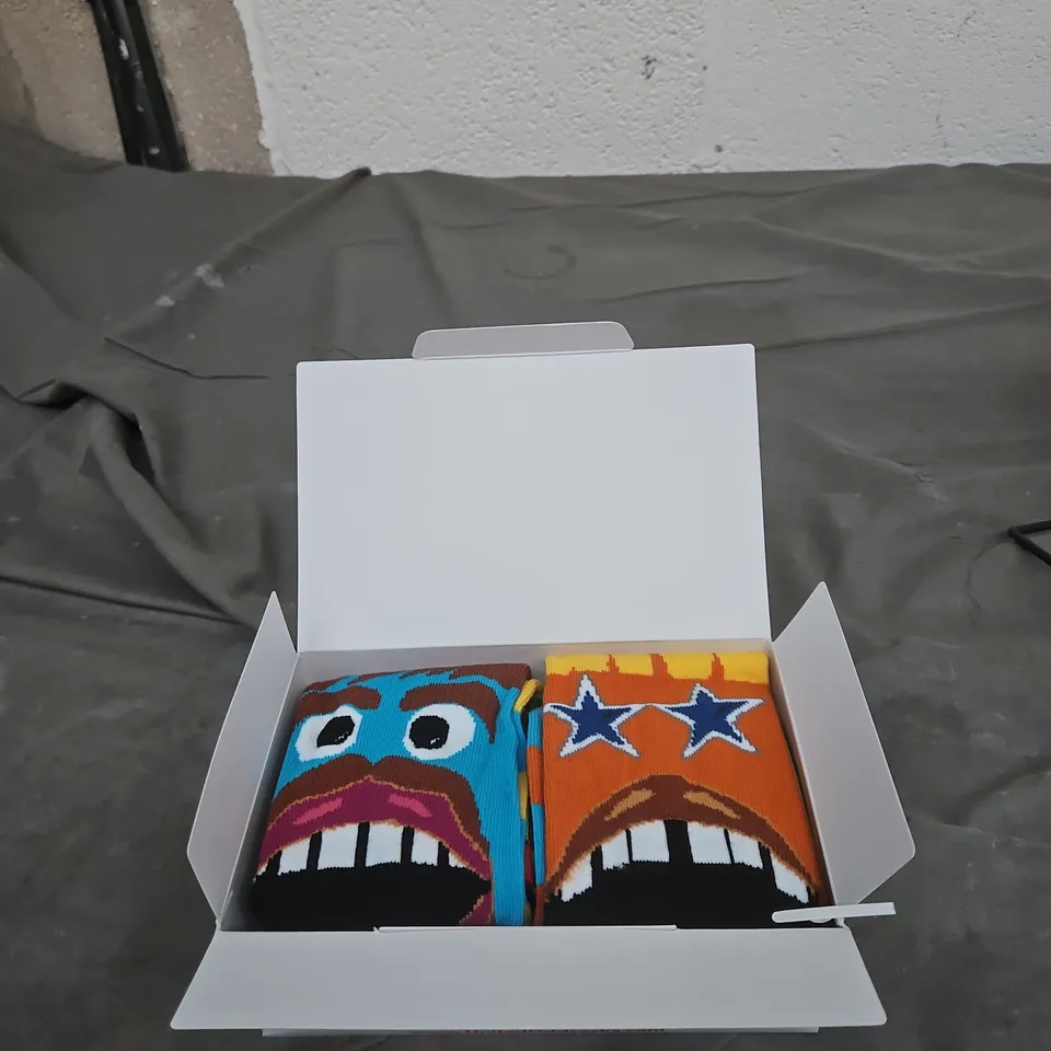 UNITED ODDSOCKS FUNK YOU! SIX ODD SOCKS WITH ATTITUDE – BOXED - UK SIZE 6-11